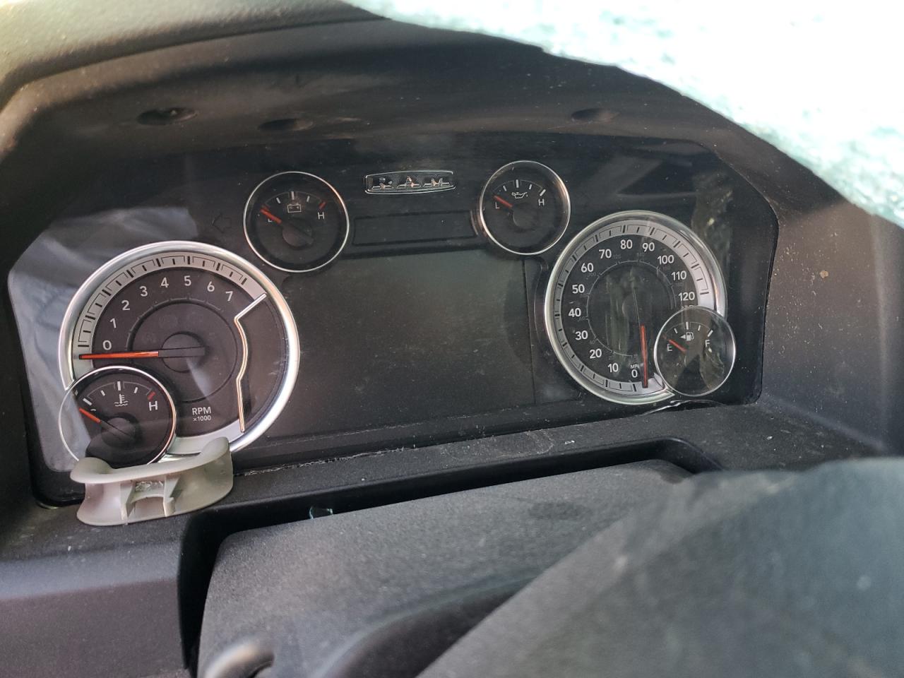 2018 RAM 1500 - Image 9