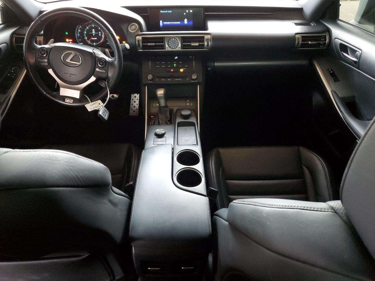 2015 Lexus IS - Image 8