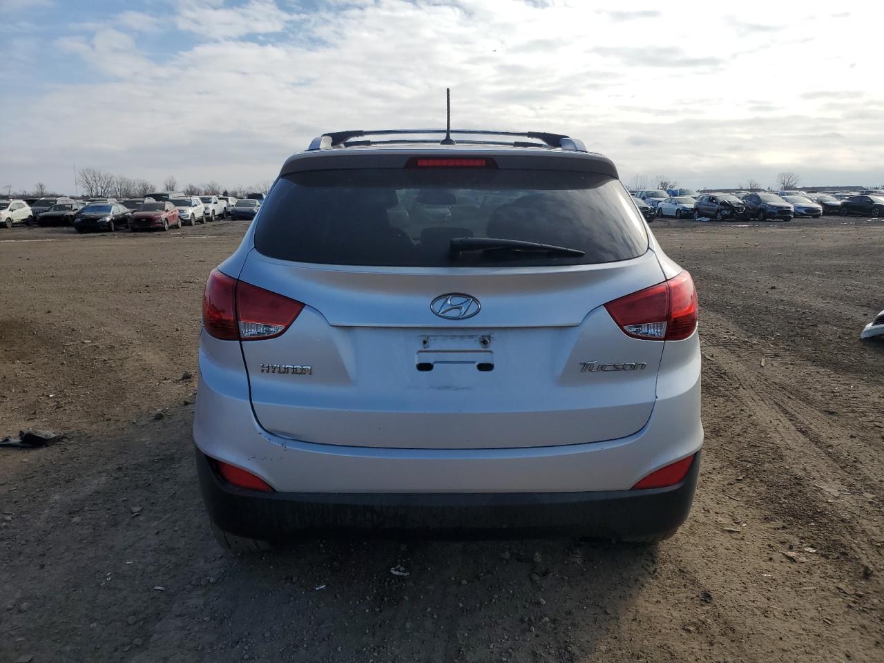 2012 Hyundai Tucson - Image 6