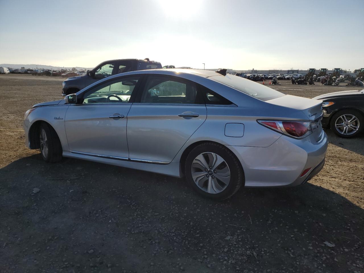 2015 Hyundai Sonata - Image 2