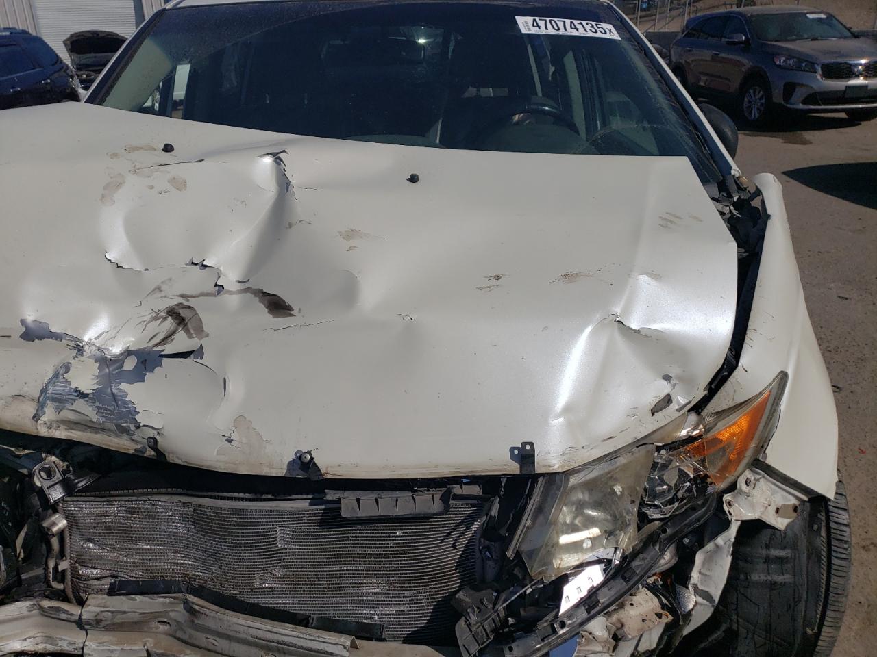 2012 Honda Odyssey - Image 13