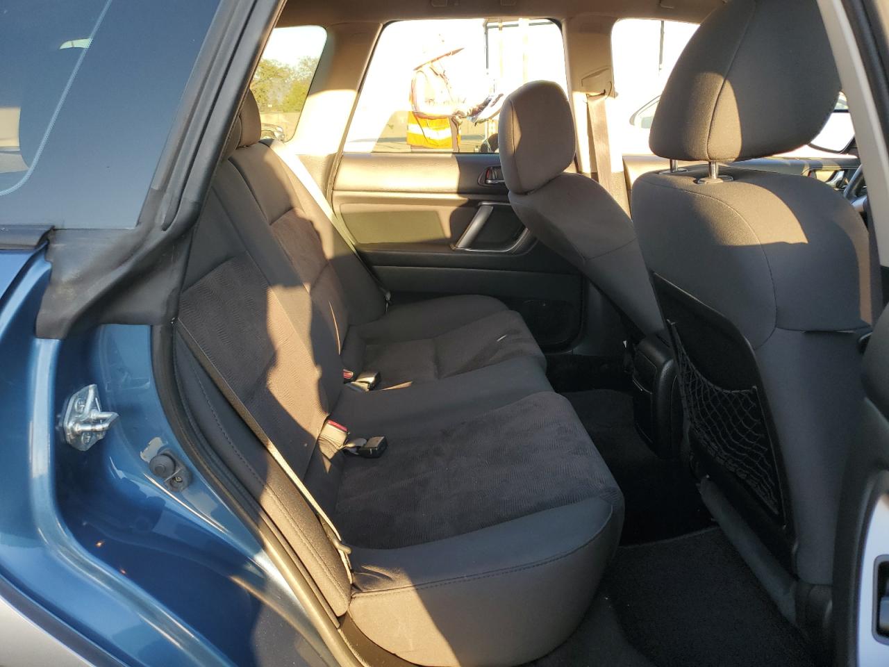2009 Subaru Outback - Image 11