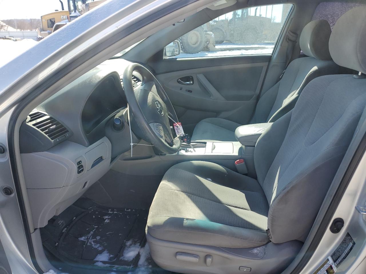 2010 Toyota Camry - Image 7