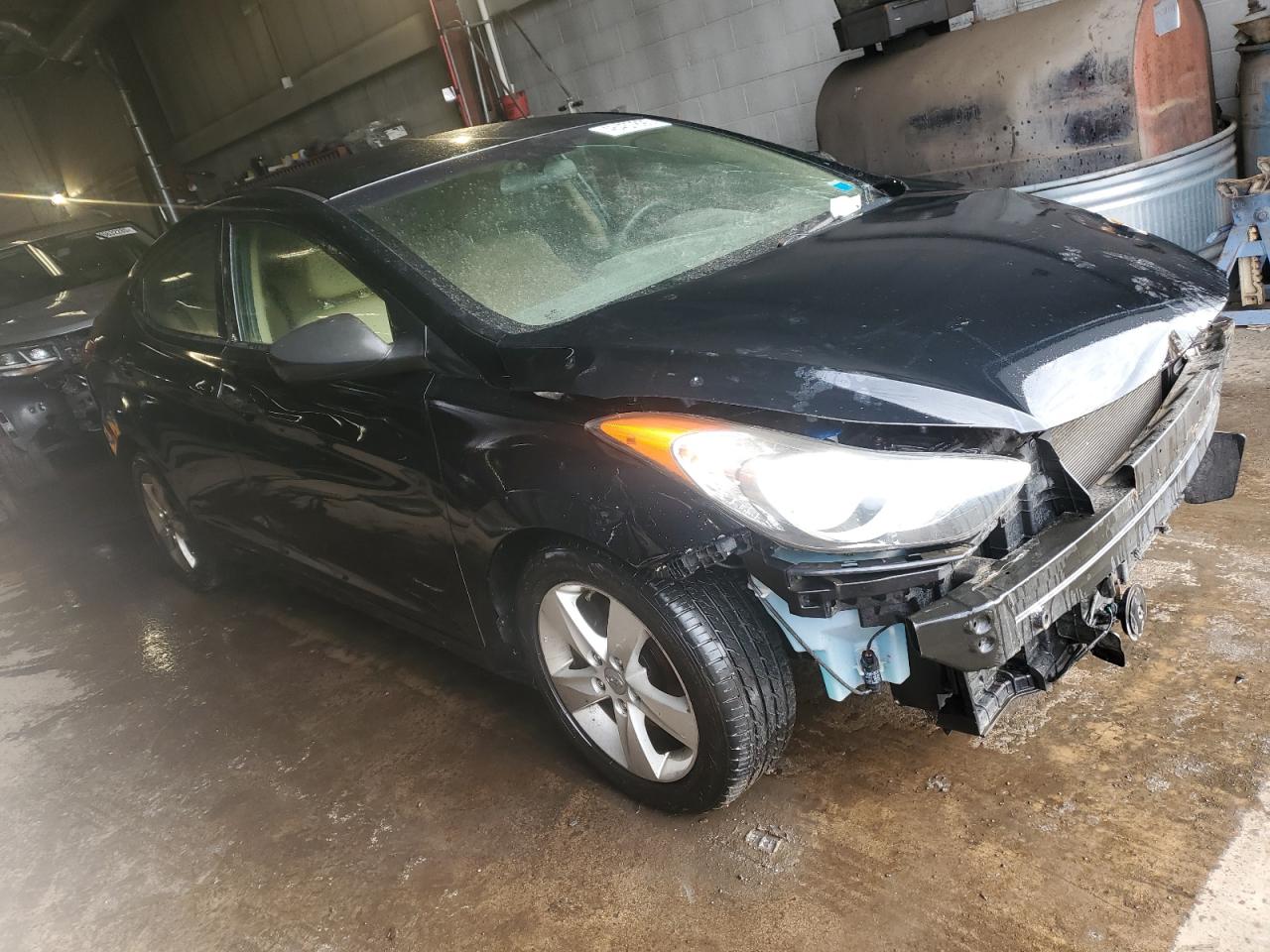 2011 Hyundai Elantra - Image 4