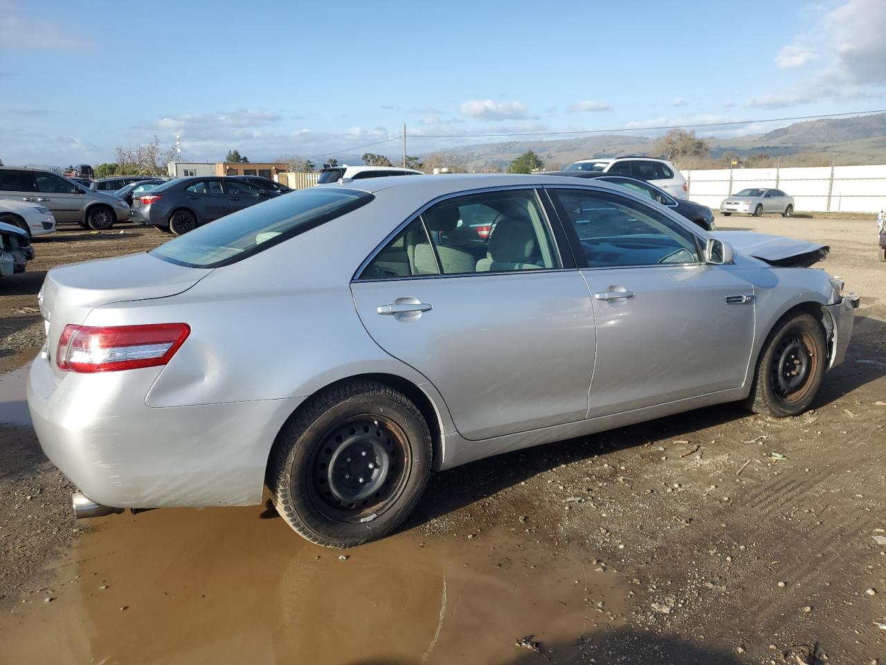 2010 Toyota Camry - Image 3