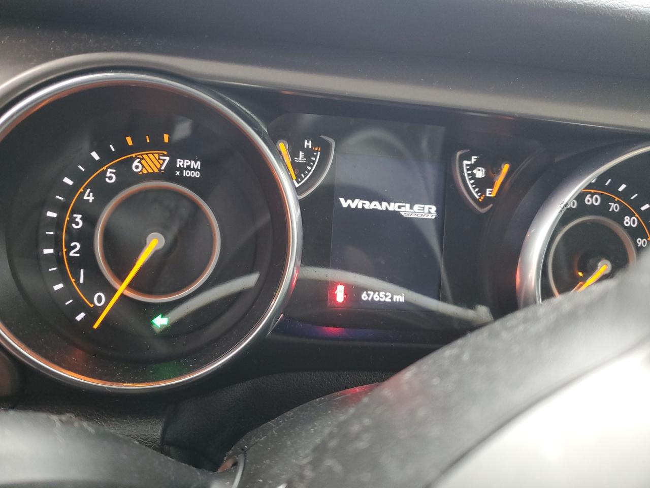 2019 Jeep Wrangler - Image 9