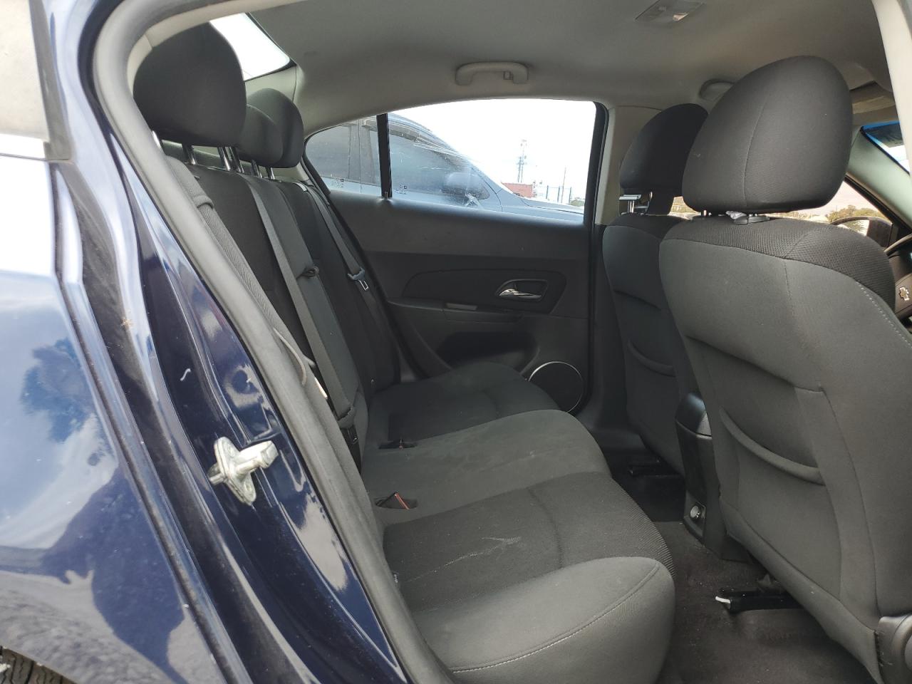 2011 Chevrolet Cruze - Image 11