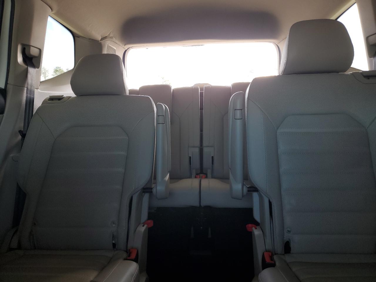 2019 Volkswagen Atlas - Image 10