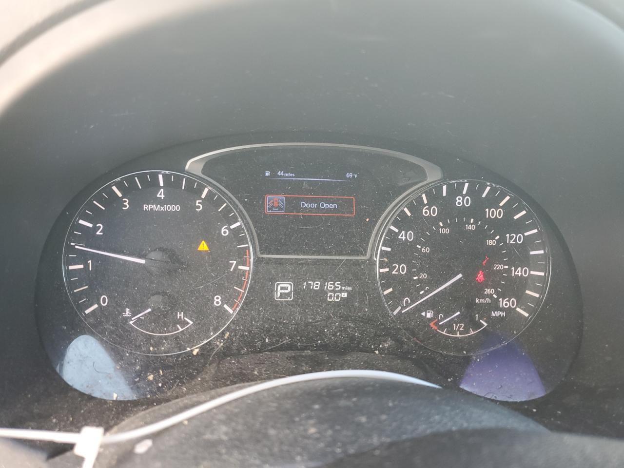 2014 Nissan Altima - Image 9