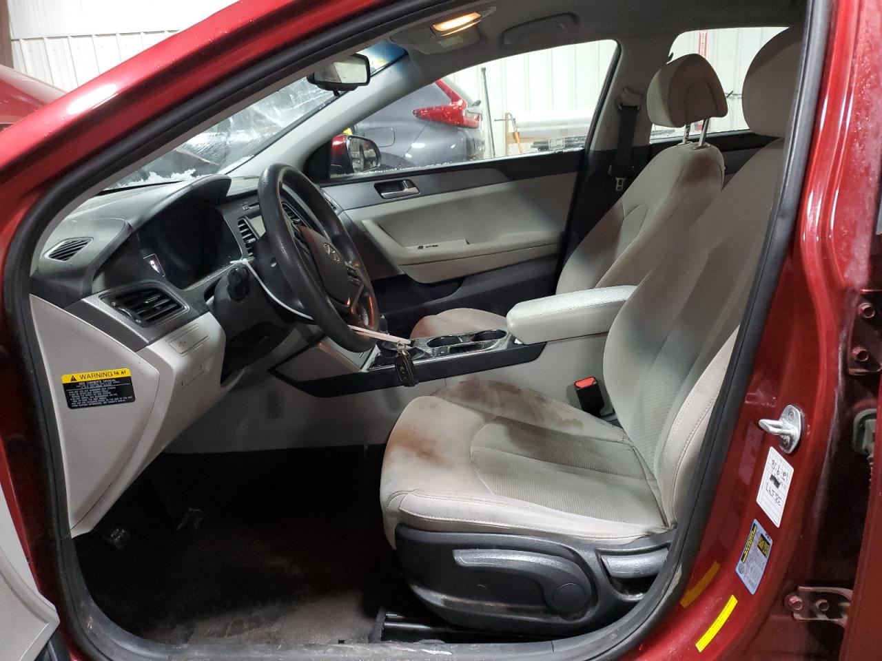 2016 Hyundai Sonata - Image 7