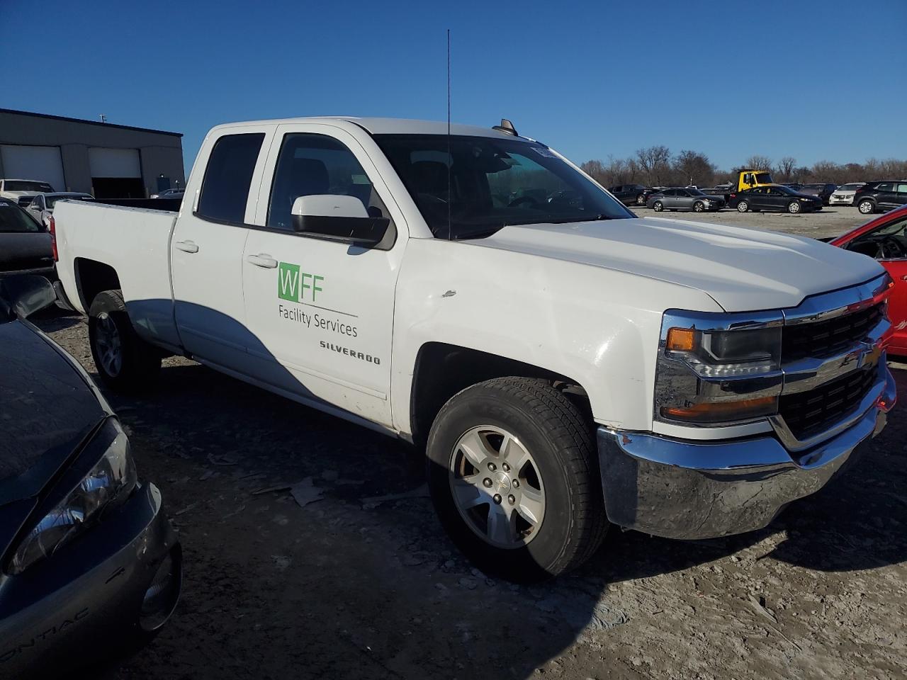 2018 Chevrolet Silverado - Image 4