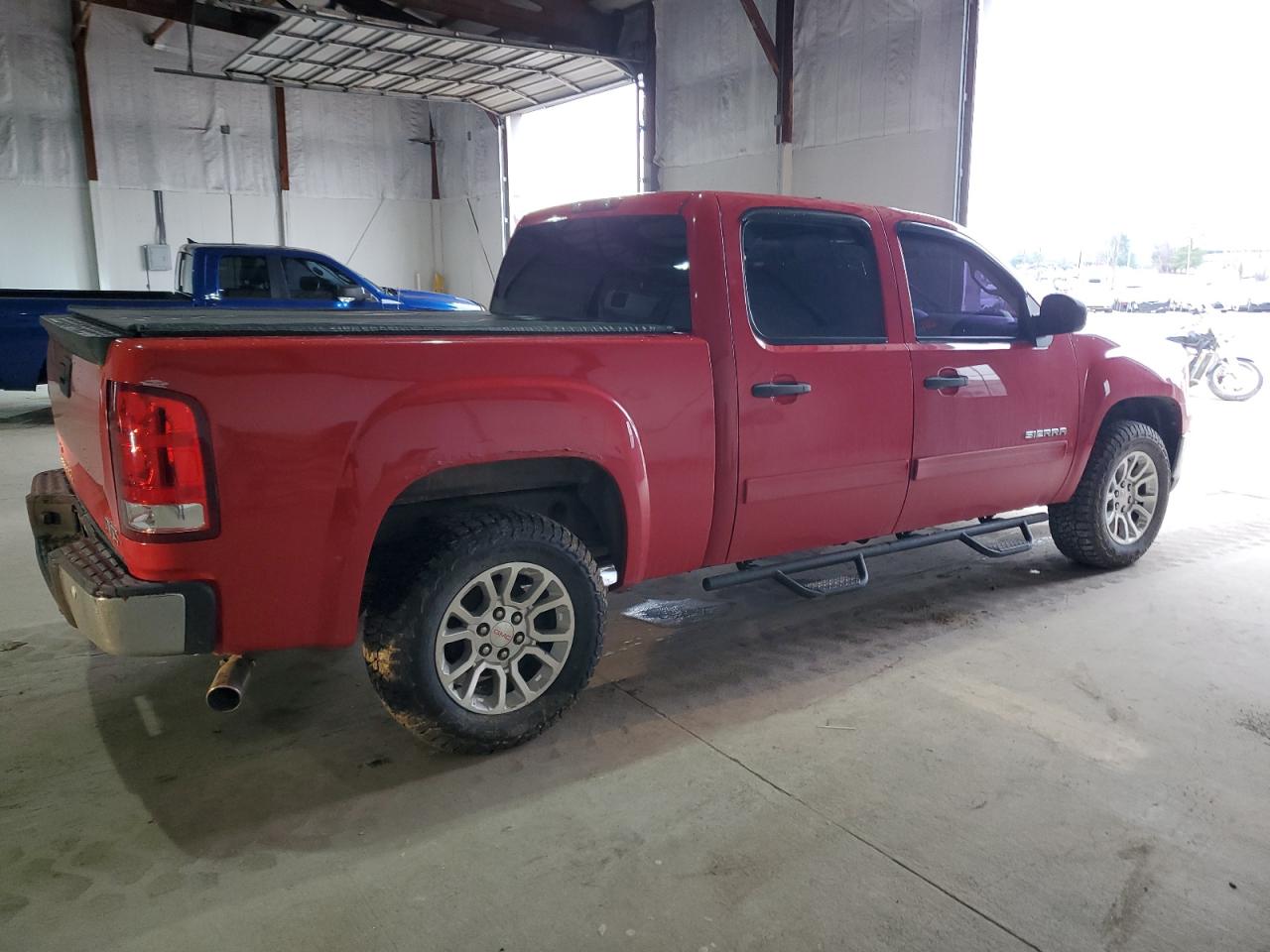 2011 GMC Sierra - Image 3