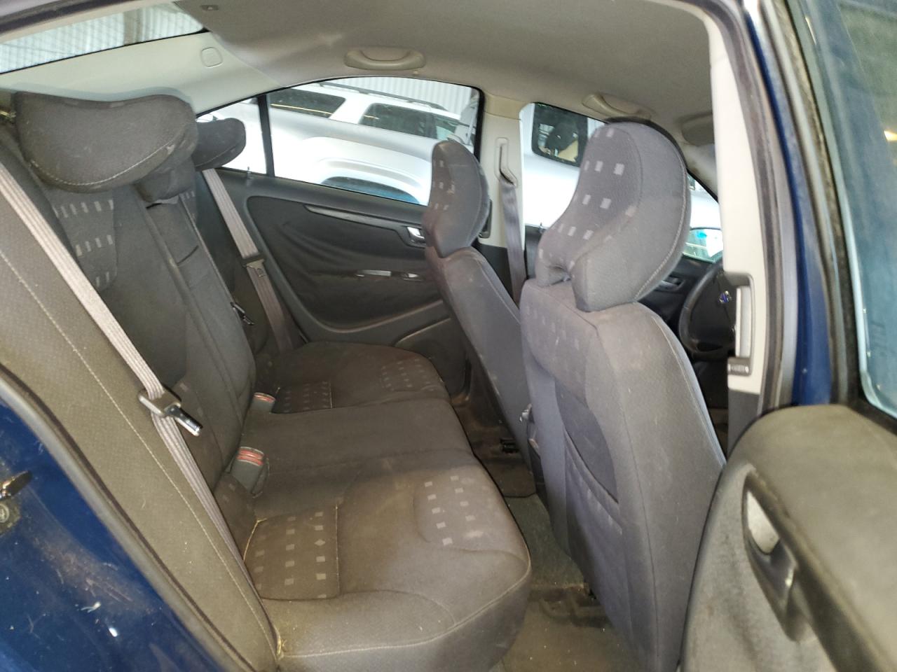 2002 Volvo S60 - Image 10