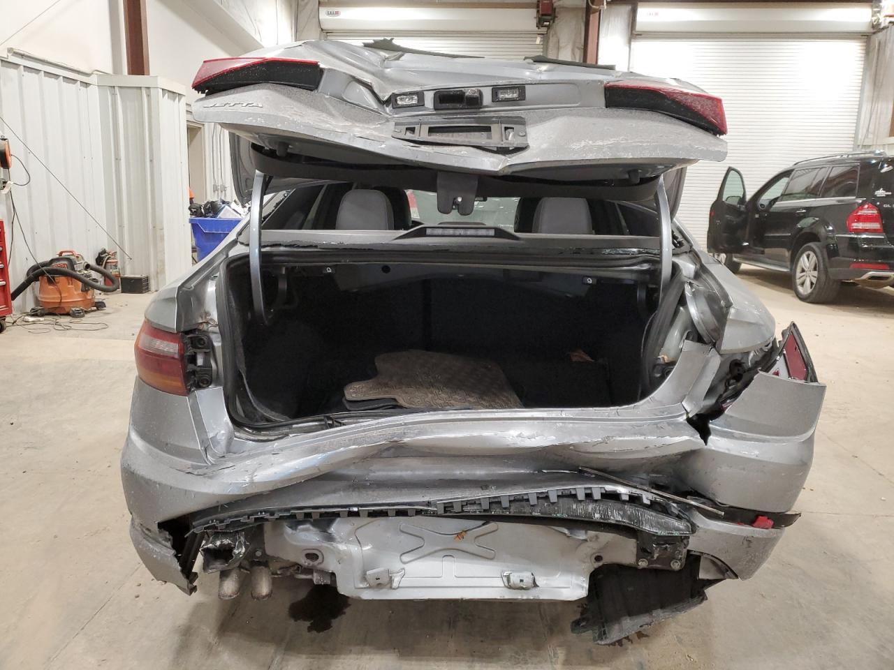 2019 Volkswagen Jetta - Image 6