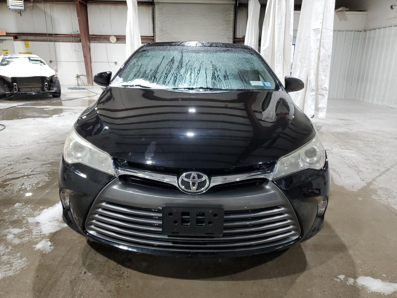 2016 Toyota Camry - Image 5