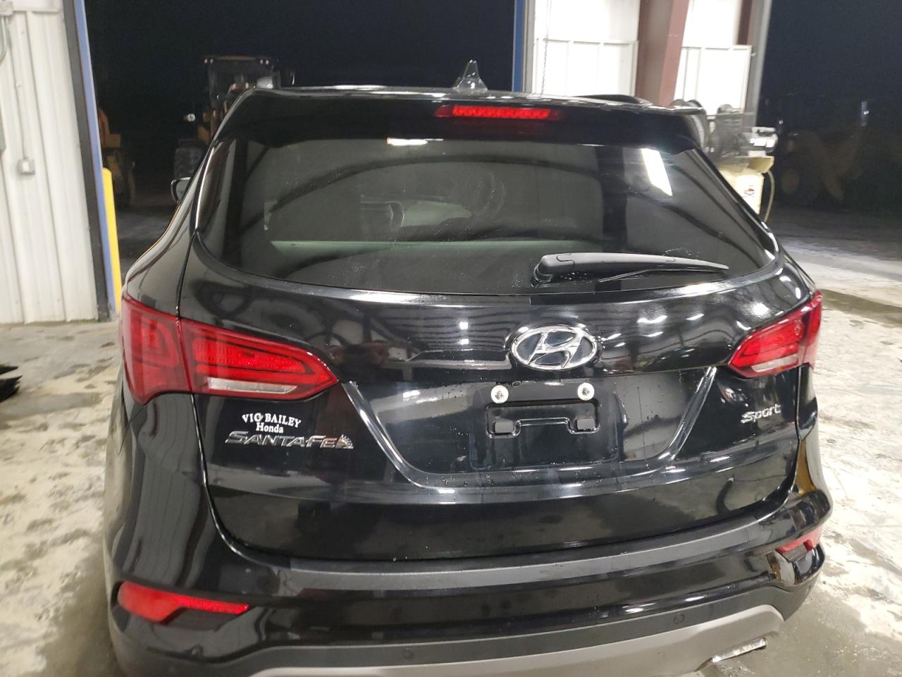 2018 Hyundai Santa Fe - Image 6