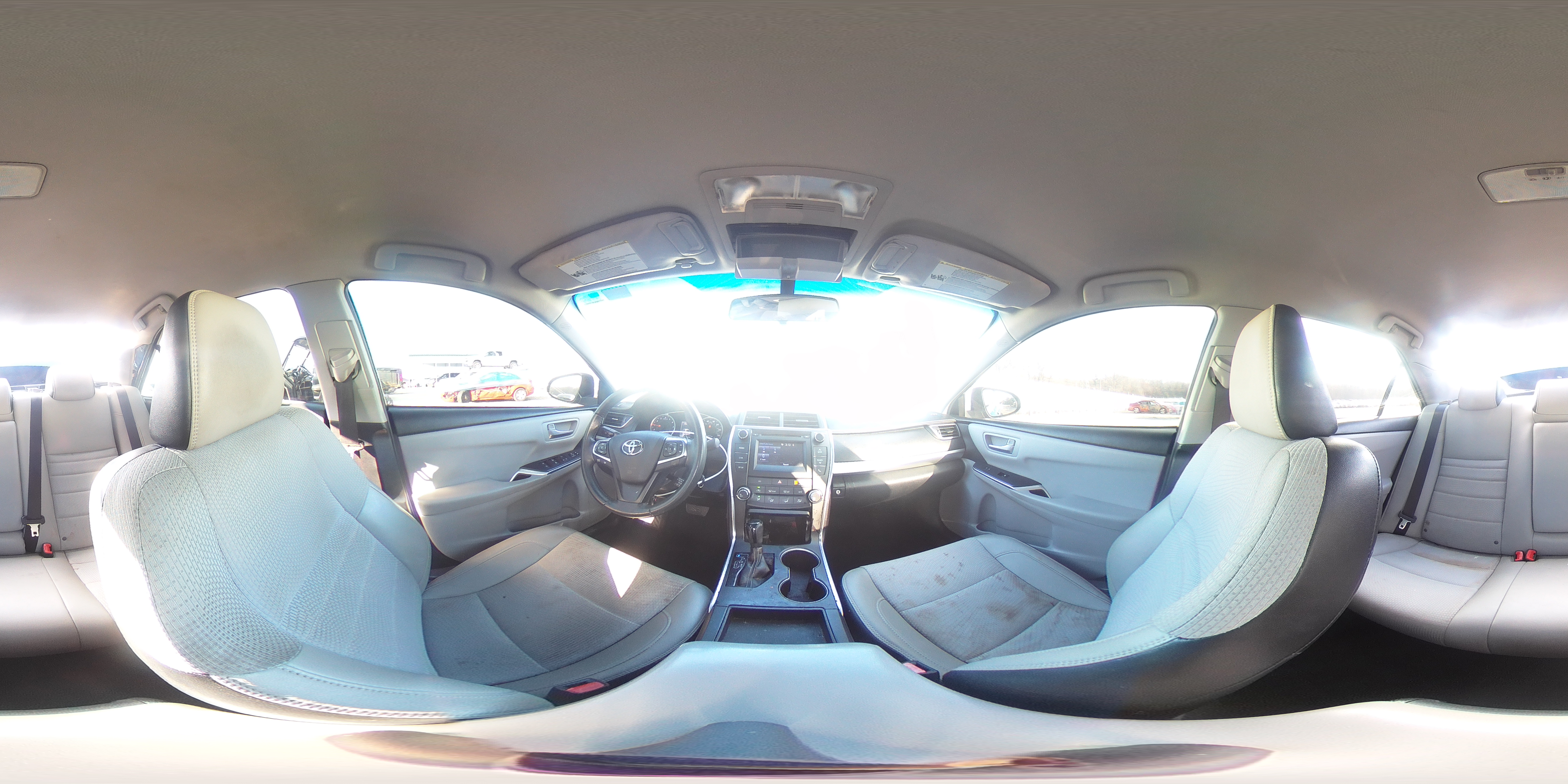 2017 Toyota Camry - Image 13