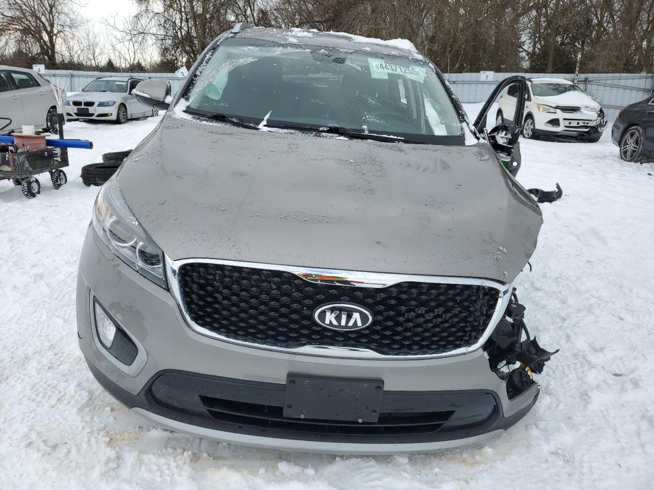 2017 Kia Sorento - Image 5