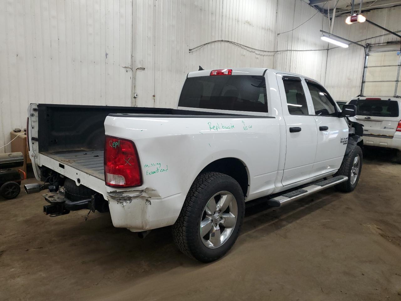 2019 RAM 1500 - Image 3