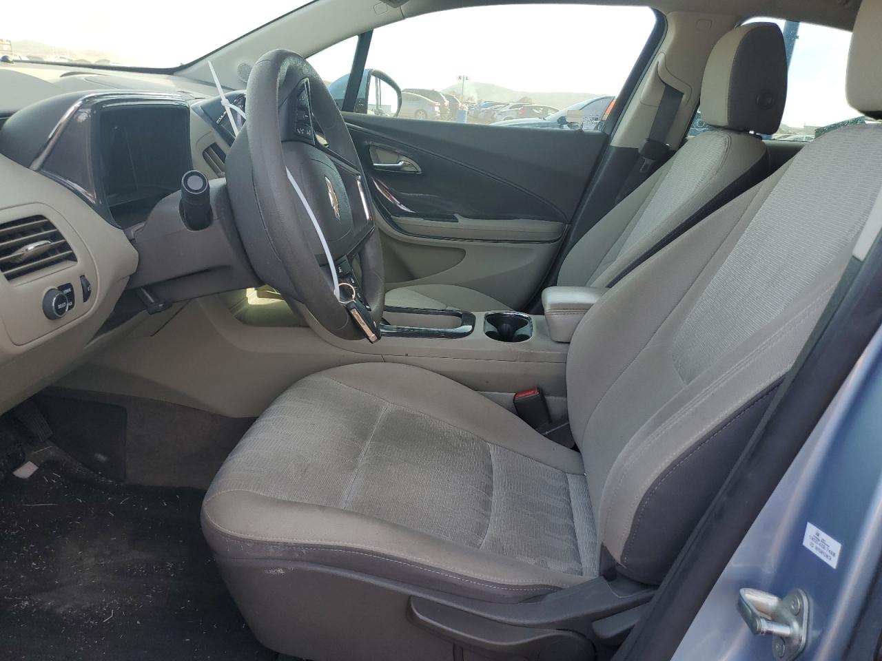 2013 Chevrolet Volt - Image 7