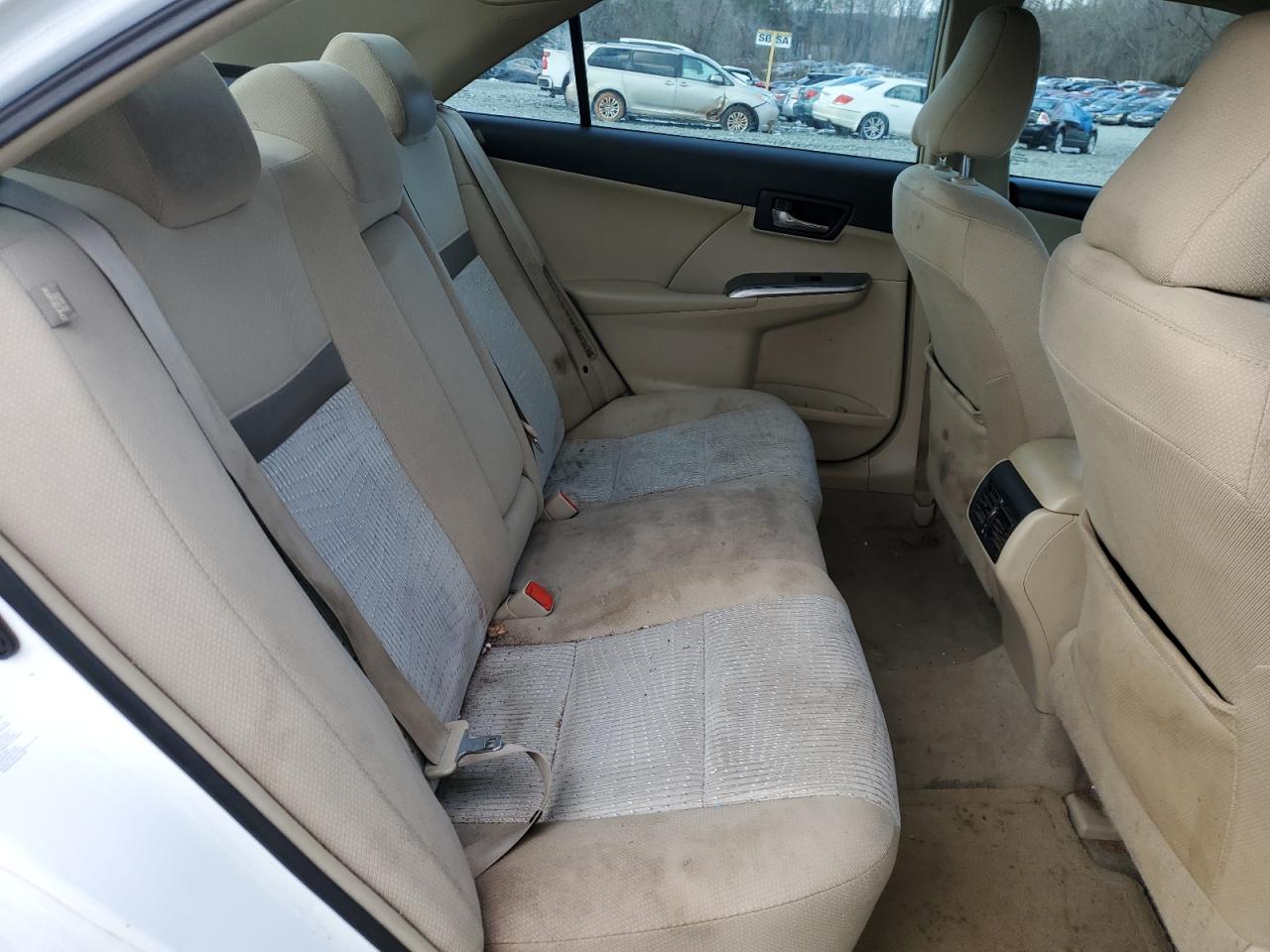 2013 Toyota Camry - Image 10