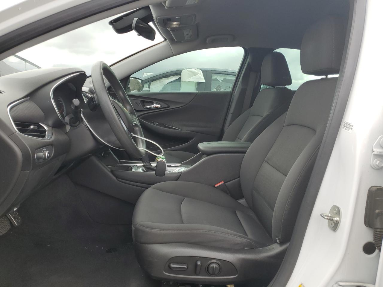 2016 Chevrolet Malibu - Image 7