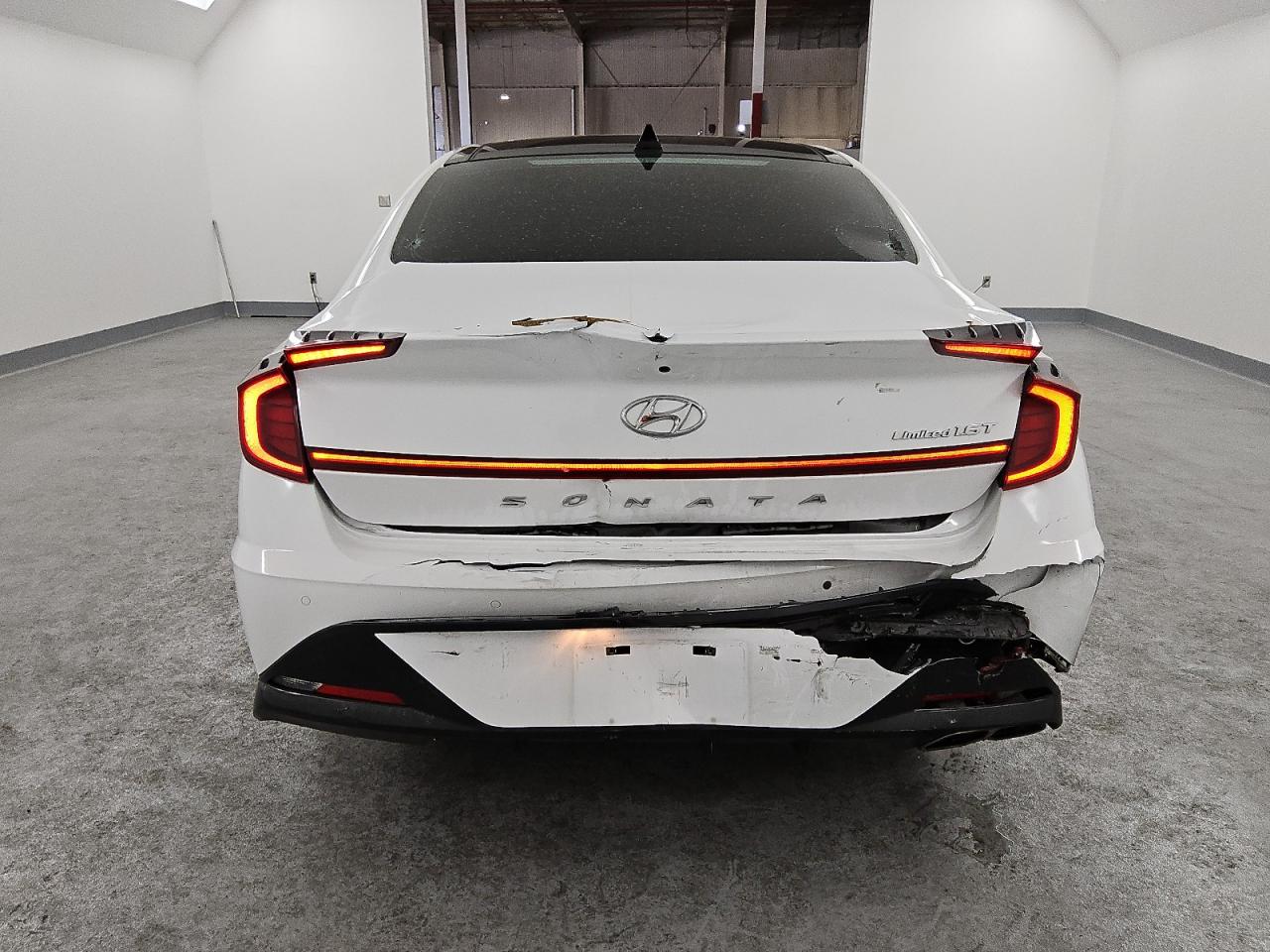 2023 Hyundai Sonata - Image 6