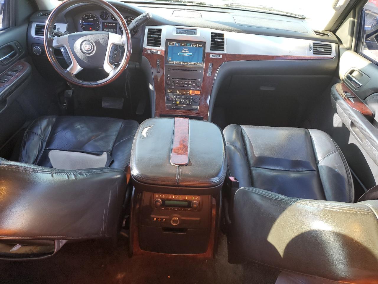 2007 Cadillac Escalade Luxury VIN: 1GYFK638X7R400611 Lot: 45345495