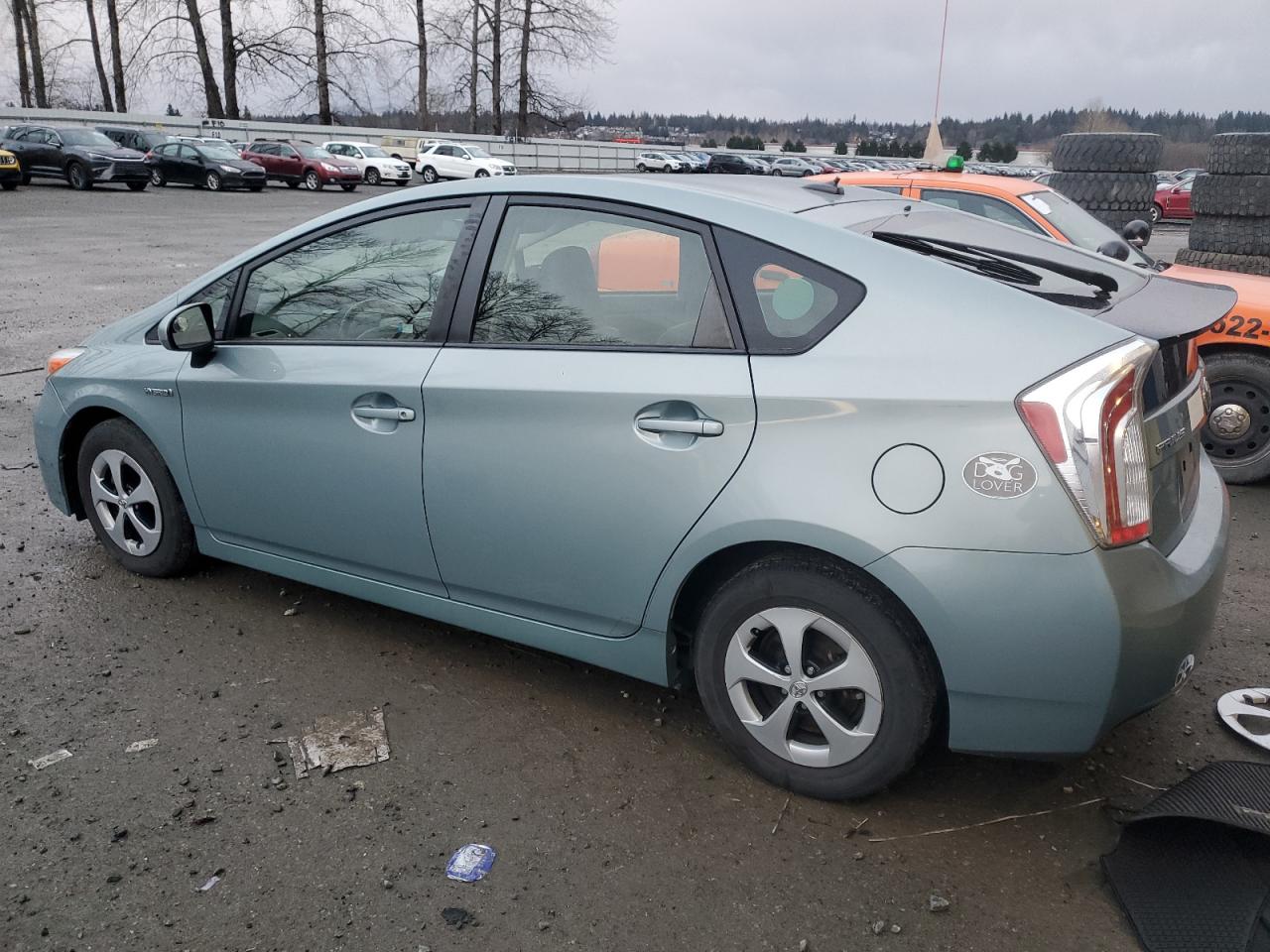 2015 Toyota Prius - Image 2