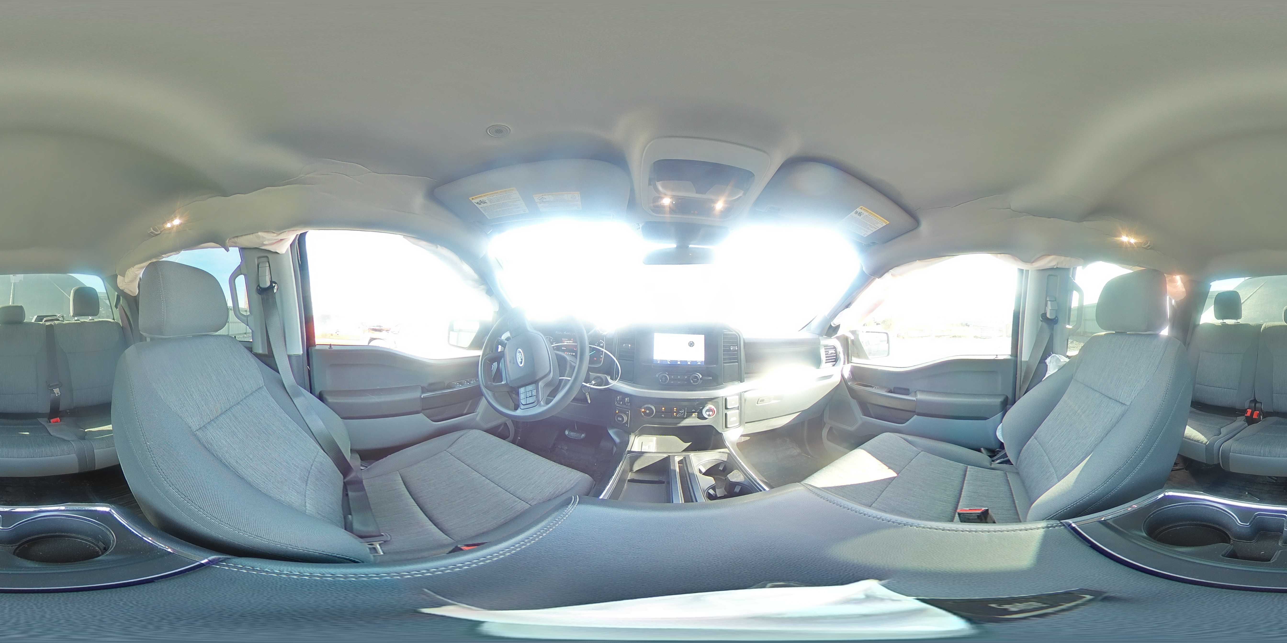 2022 Ford F-150 - Image 13