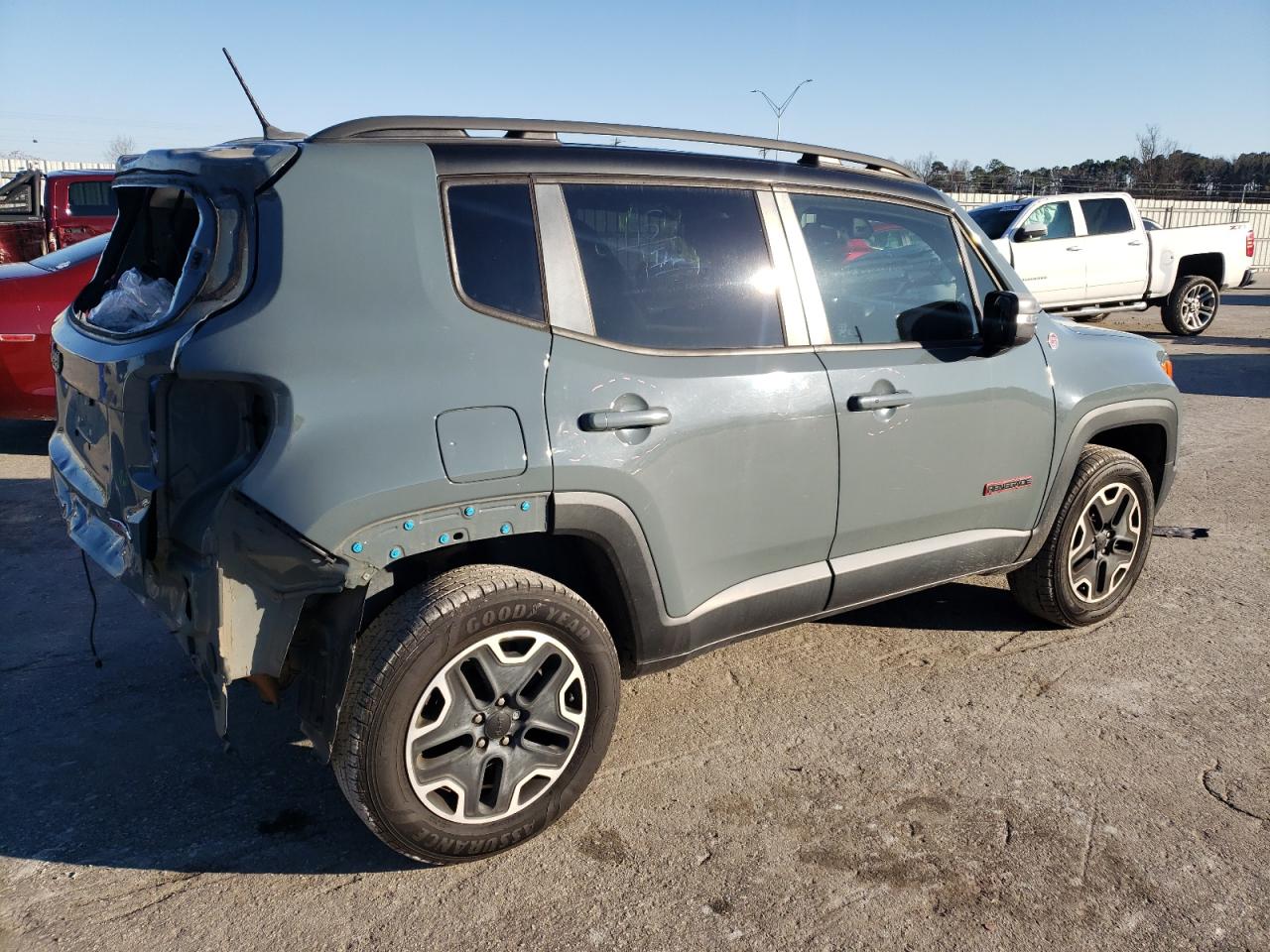 2017 Jeep Renegade - Image 3