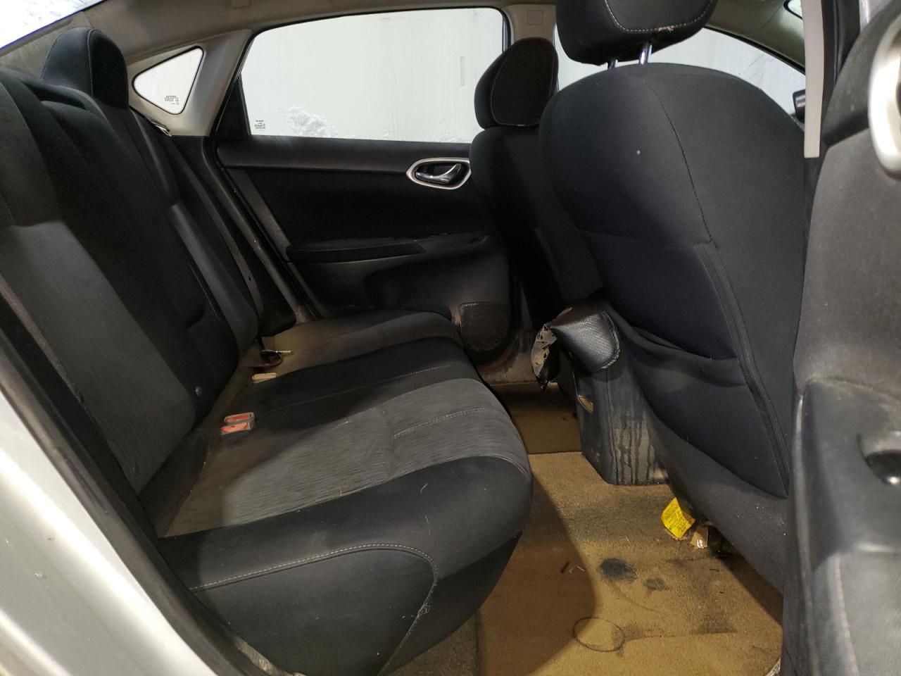 2014 Nissan Sentra - Image 10