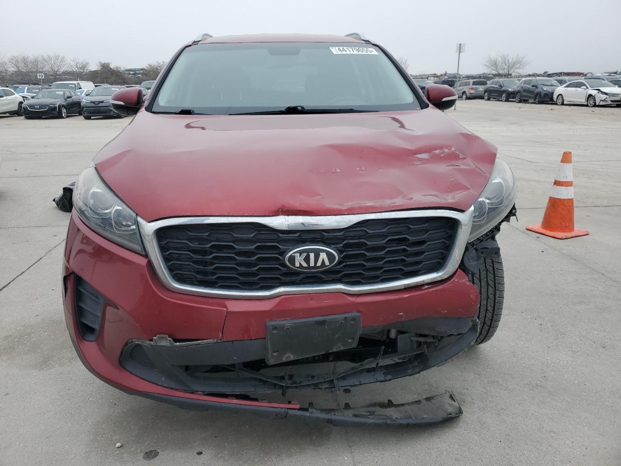 2019 Kia Sorento - Image 5