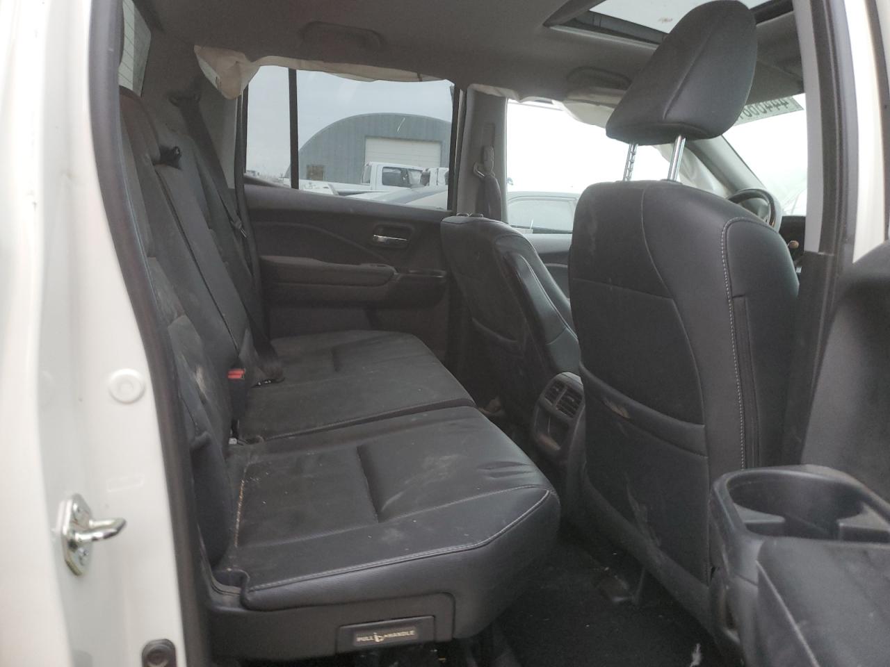 2019 Honda Ridgeline - Image 10