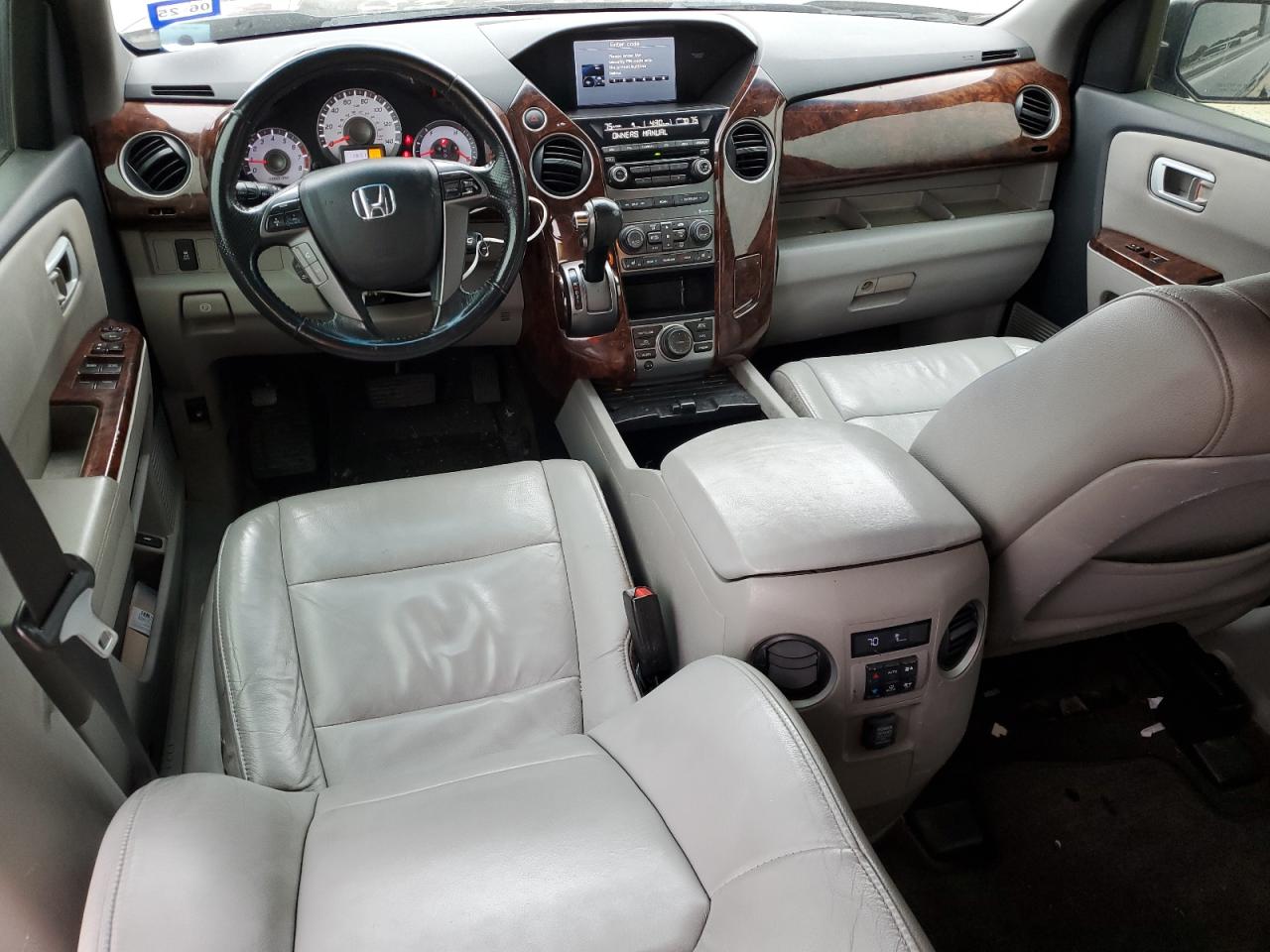 2015 Honda Pilot - Image 8