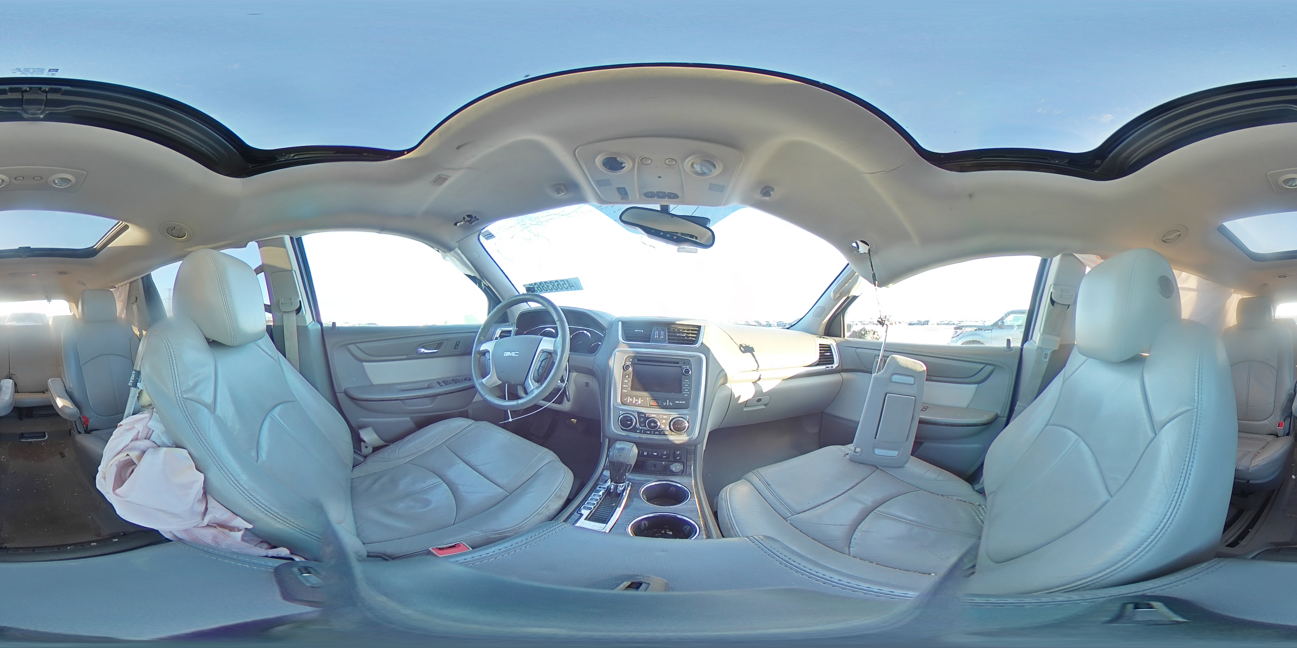 2015 GMC Acadia - Image 13