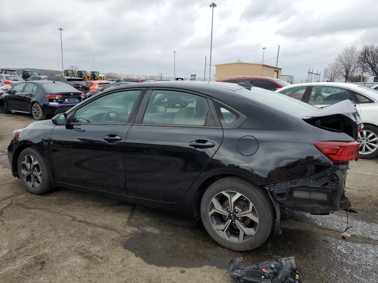 2019 Kia Forte - Image 2