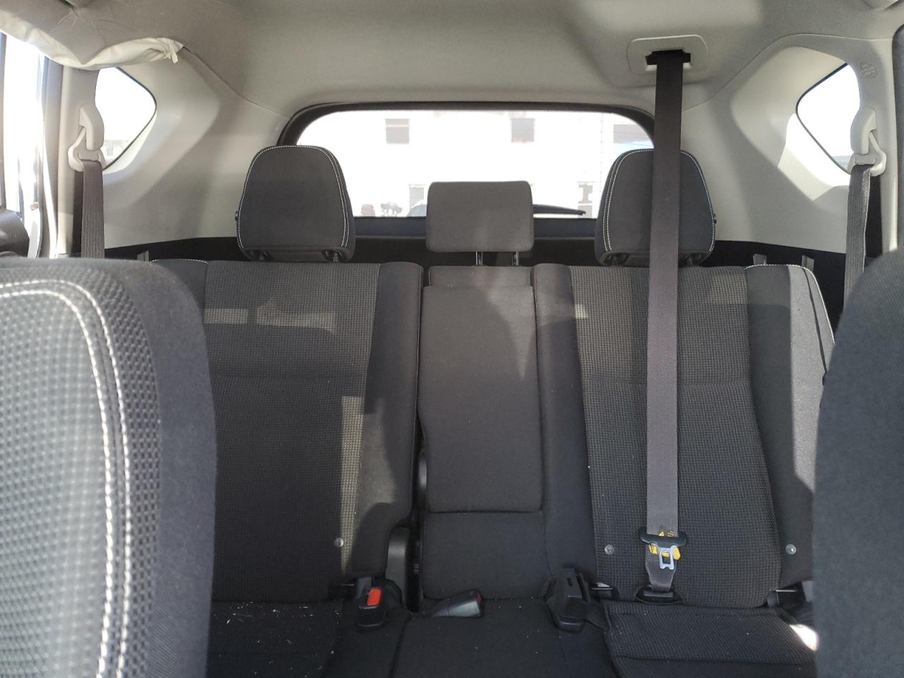 2018 Toyota RAV 4 - Image 10