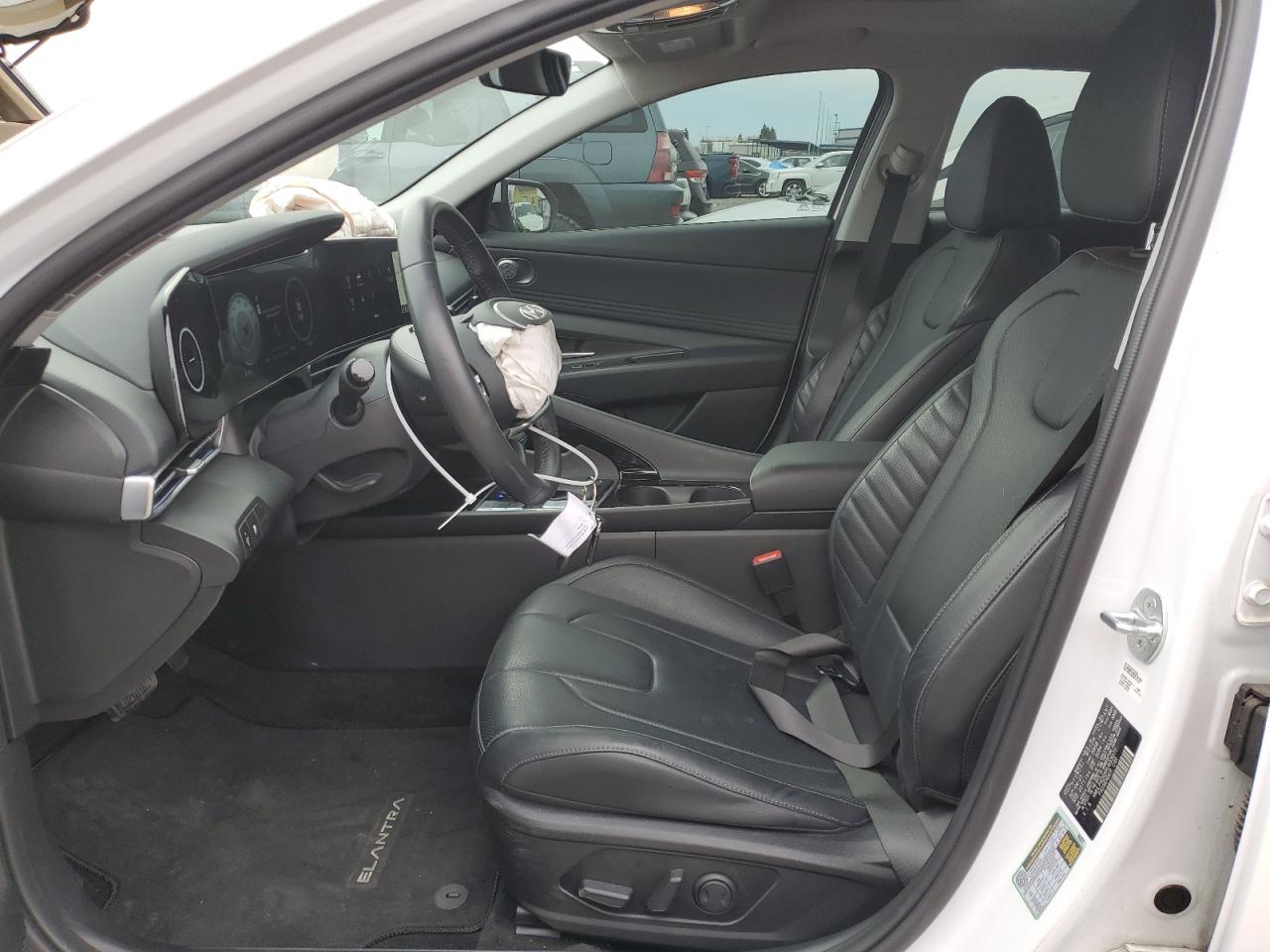 2024 Hyundai Elantra - Image 7