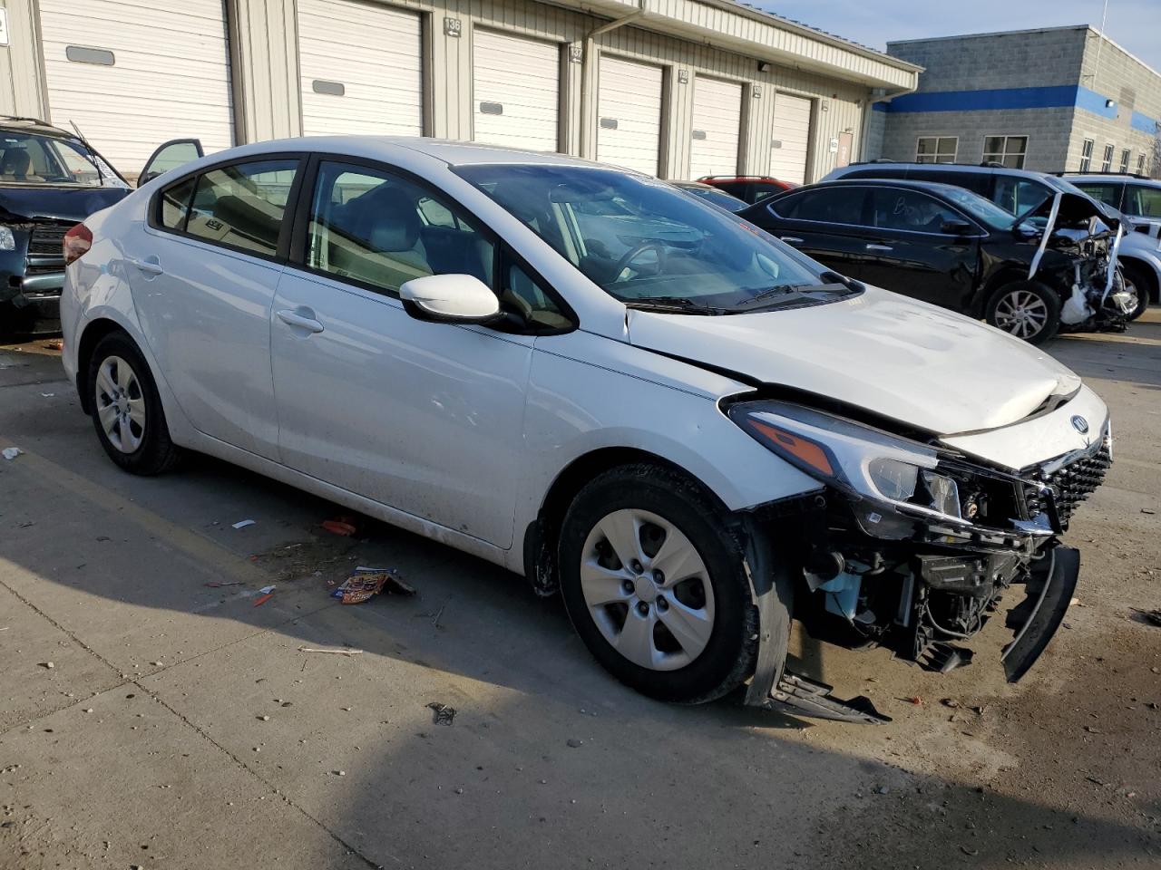 2017 Kia Forte - Image 4