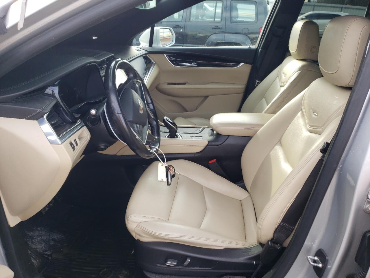 2018 Cadillac XT5 - Image 7