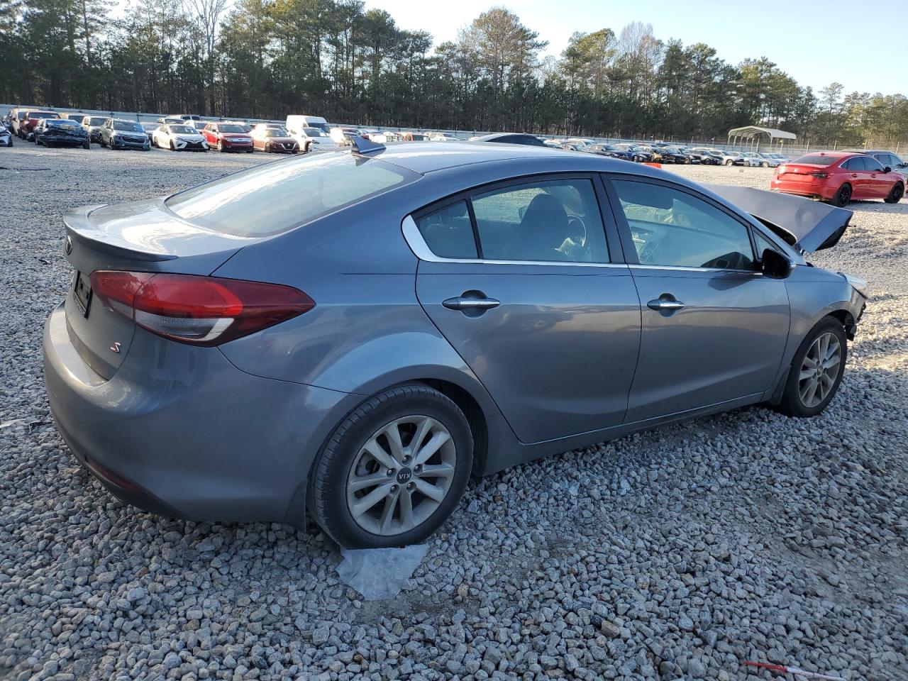 2017 Kia Forte - Image 3