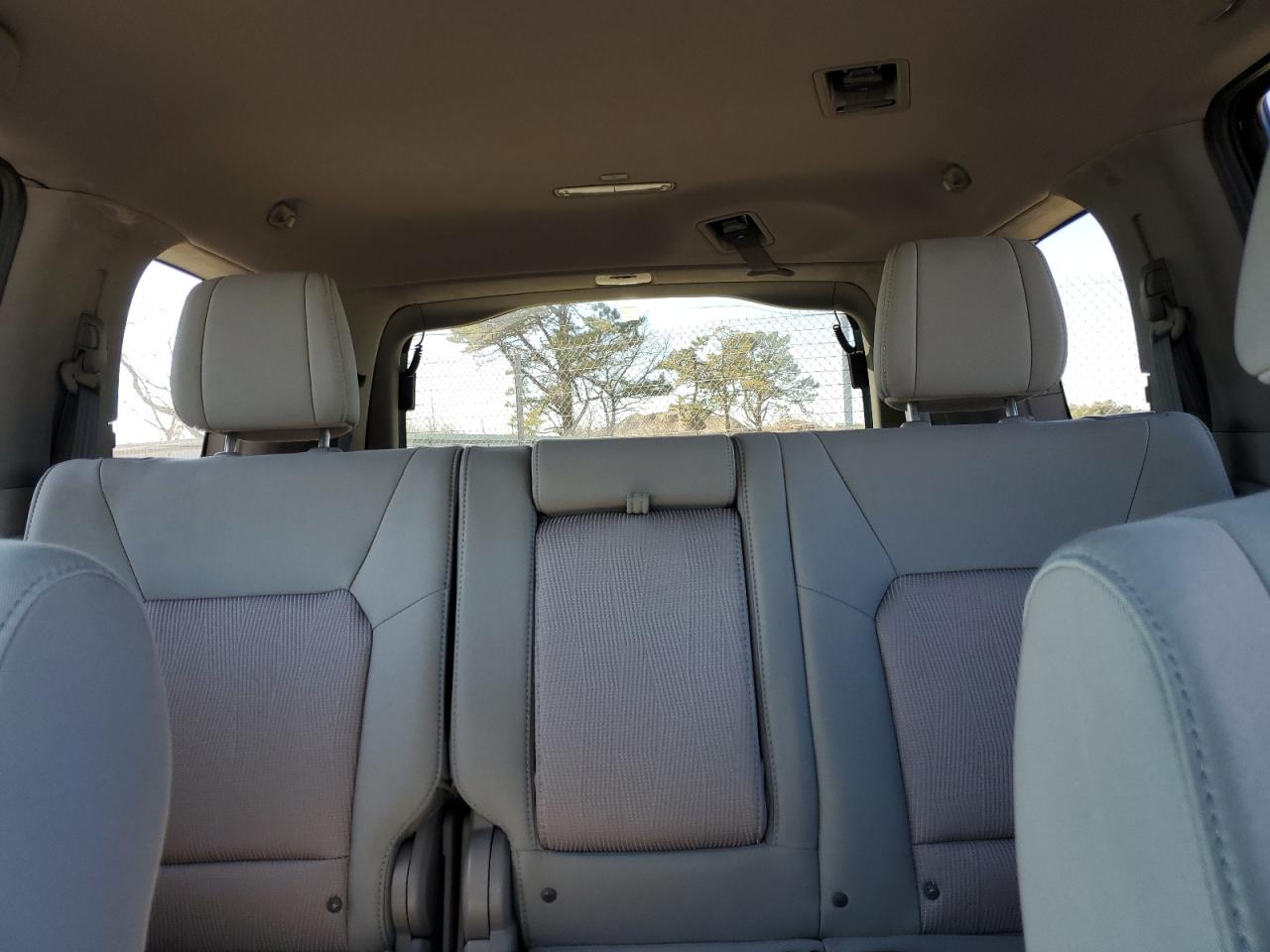2015 Honda Pilot - Image 10