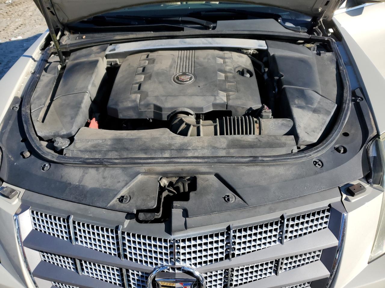 2010 Cadillac CTS - Image 13