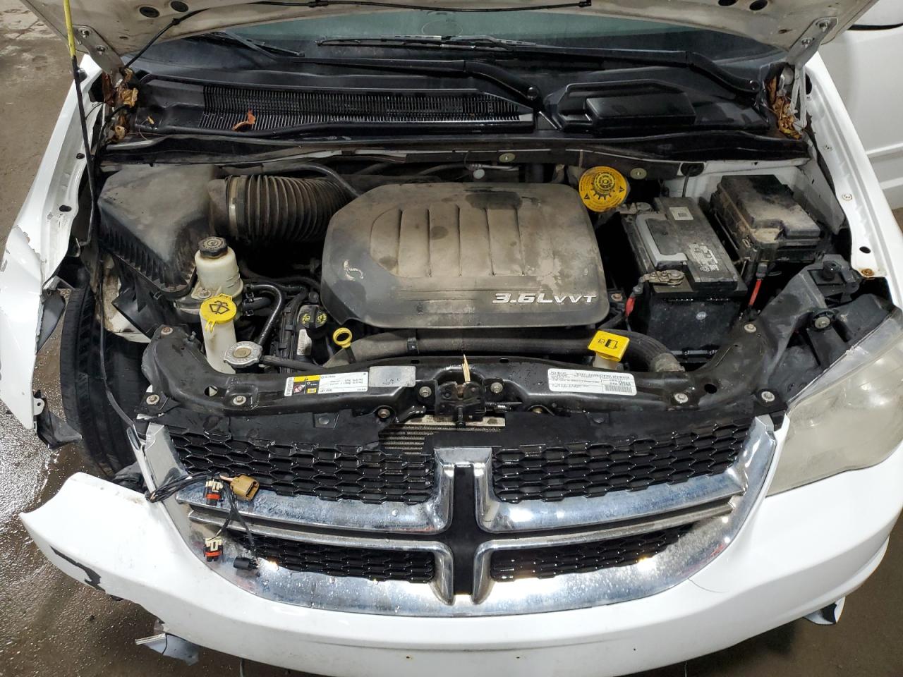 2016 Dodge Caravan - Image 13
