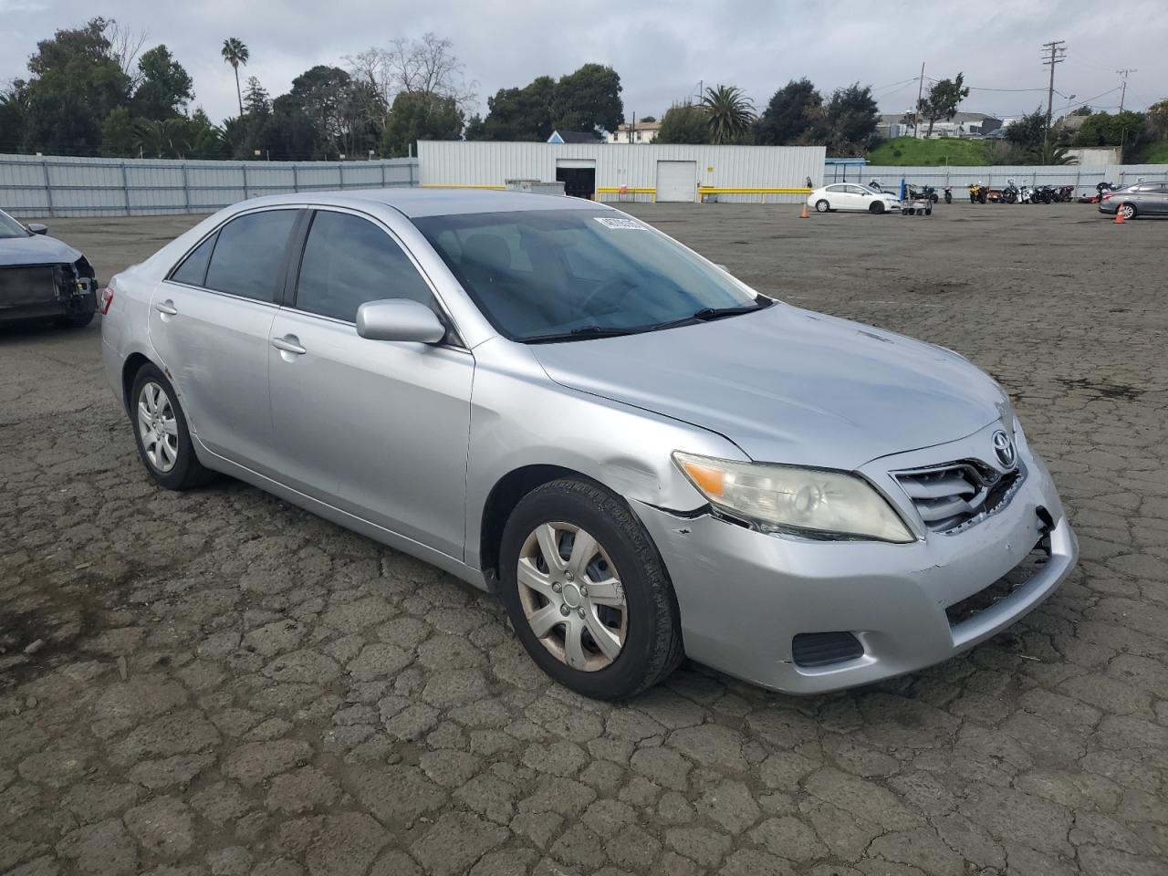 2010 Toyota Camry - Image 4