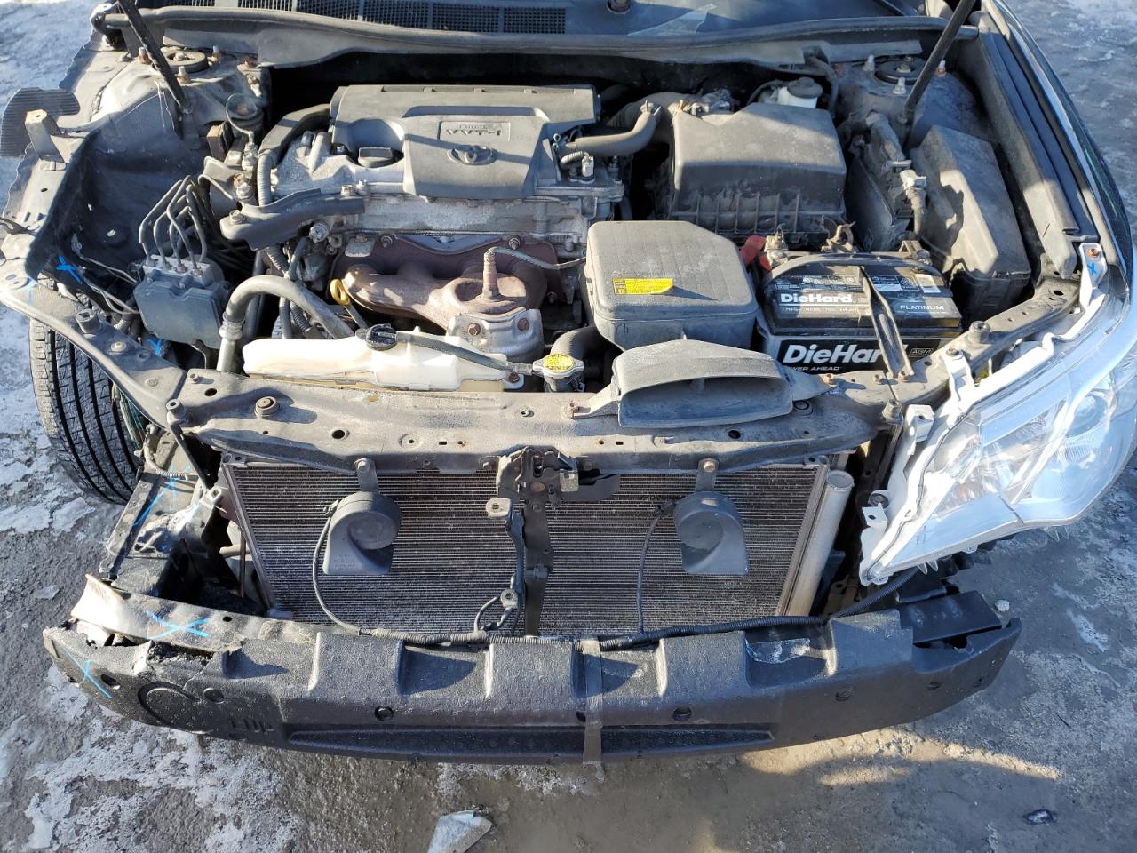 2012 Toyota Camry - Image 11