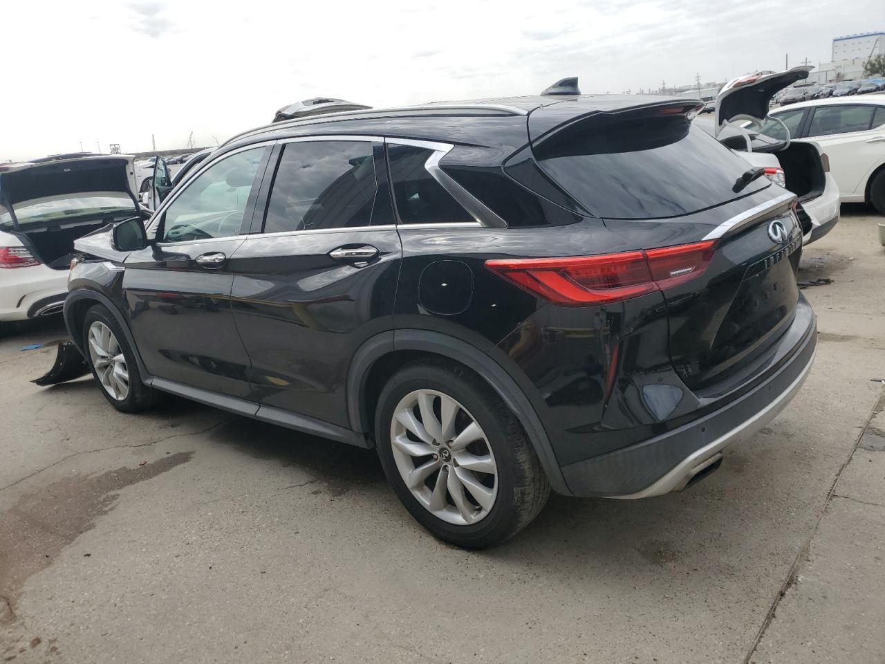 2019 Infiniti QX50 - Image 2