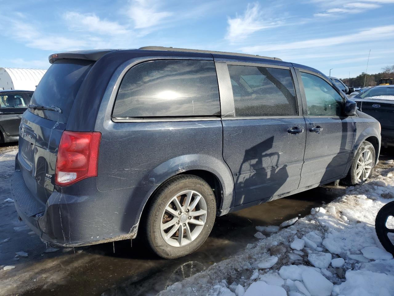 2014 Dodge Caravan - Image 3