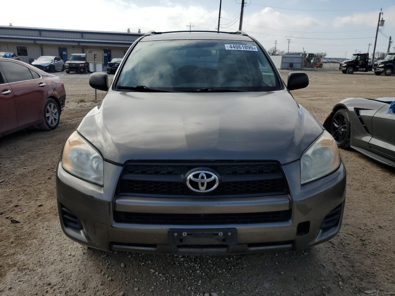 2010 Toyota RAV 4 - Image 5